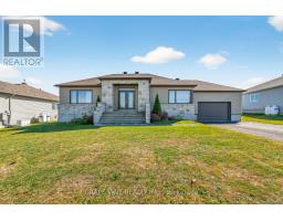 18 CALCO CRESCENT, North Stormont, Ontario