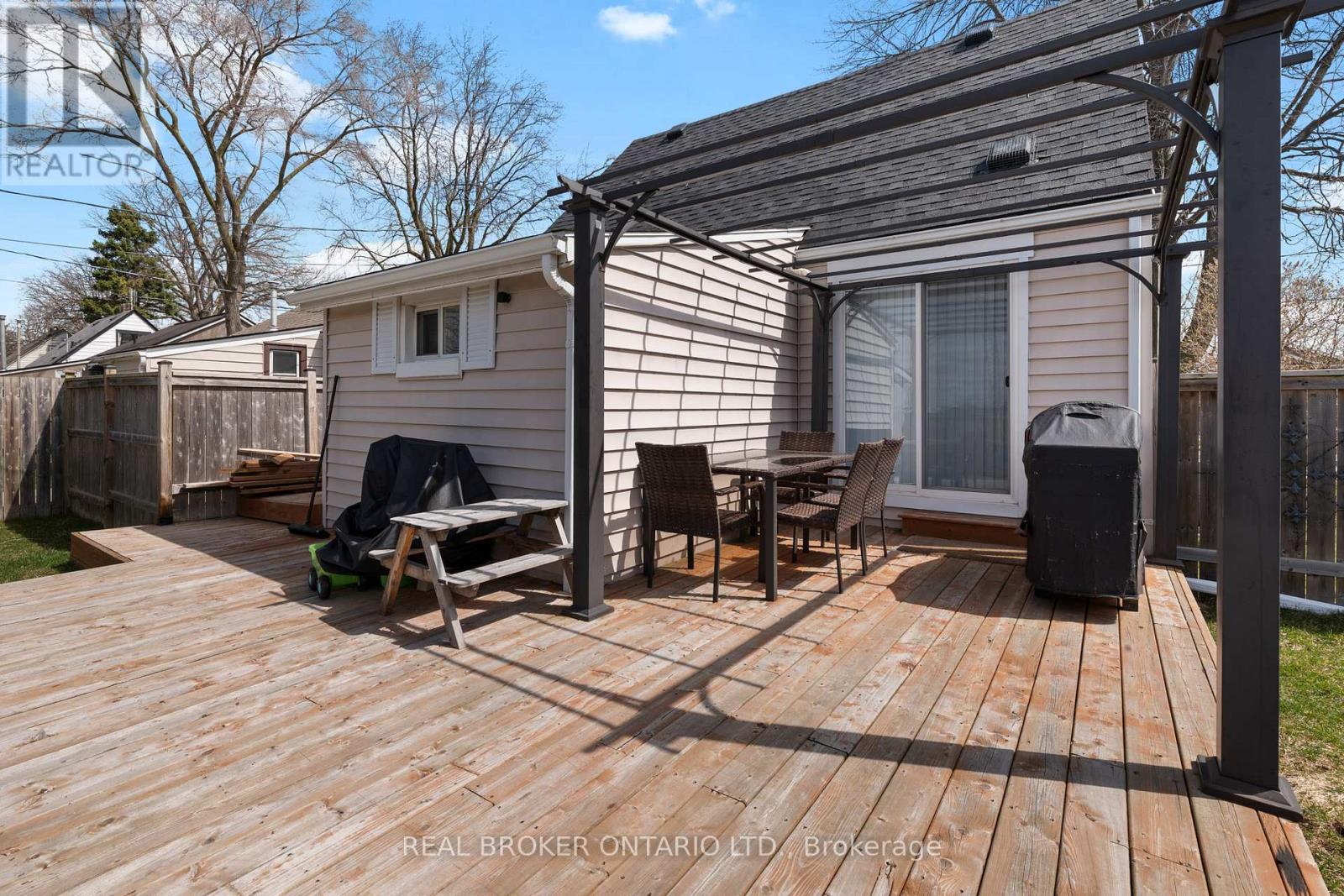 325 Crowland Avenue, Welland, Ontario  L3B 1X5 - Photo 24 - X12973230