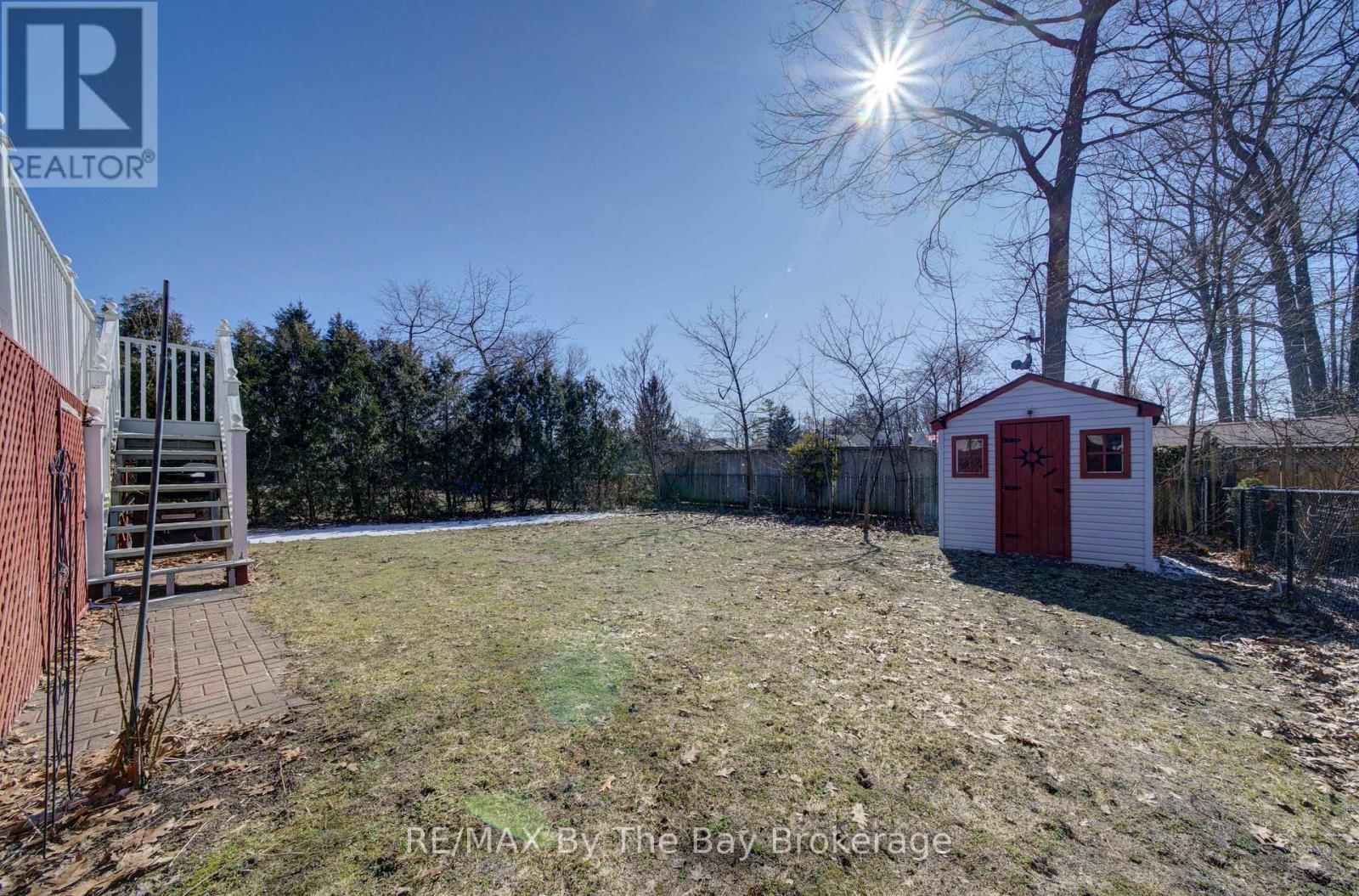 16 Glen Eton Road, Wasaga Beach, Ontario  L9Z 1E6 - Photo 39 - S12973296