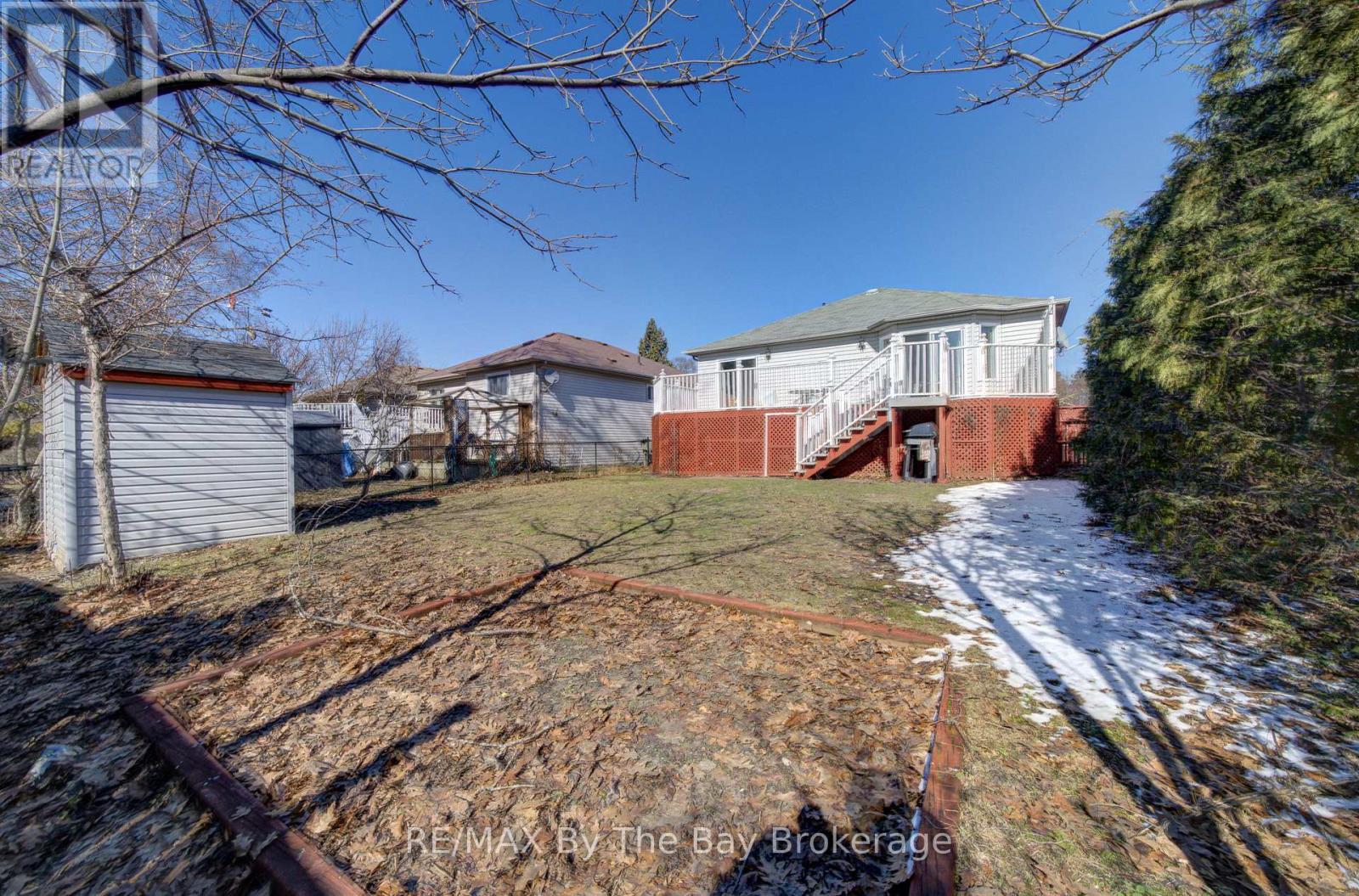 16 Glen Eton Road, Wasaga Beach, Ontario  L9Z 1E6 - Photo 44 - S12973296