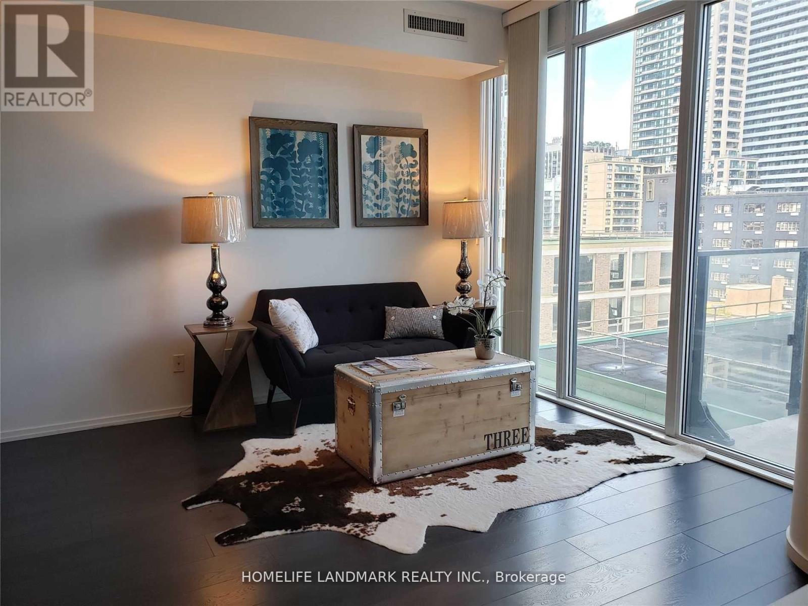 1009 - 75 St Nicholas Street, Toronto, Ontario  M4Y 0A5 - Photo 2 - C12973224