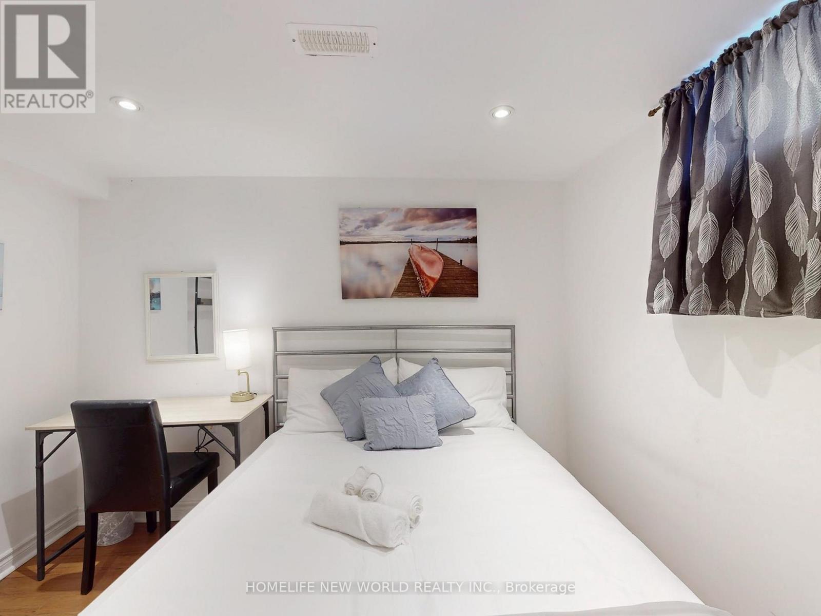 257 Cherokee Boulevard, Toronto, Ontario  M2H 2J9 - Photo 38 - C12973262