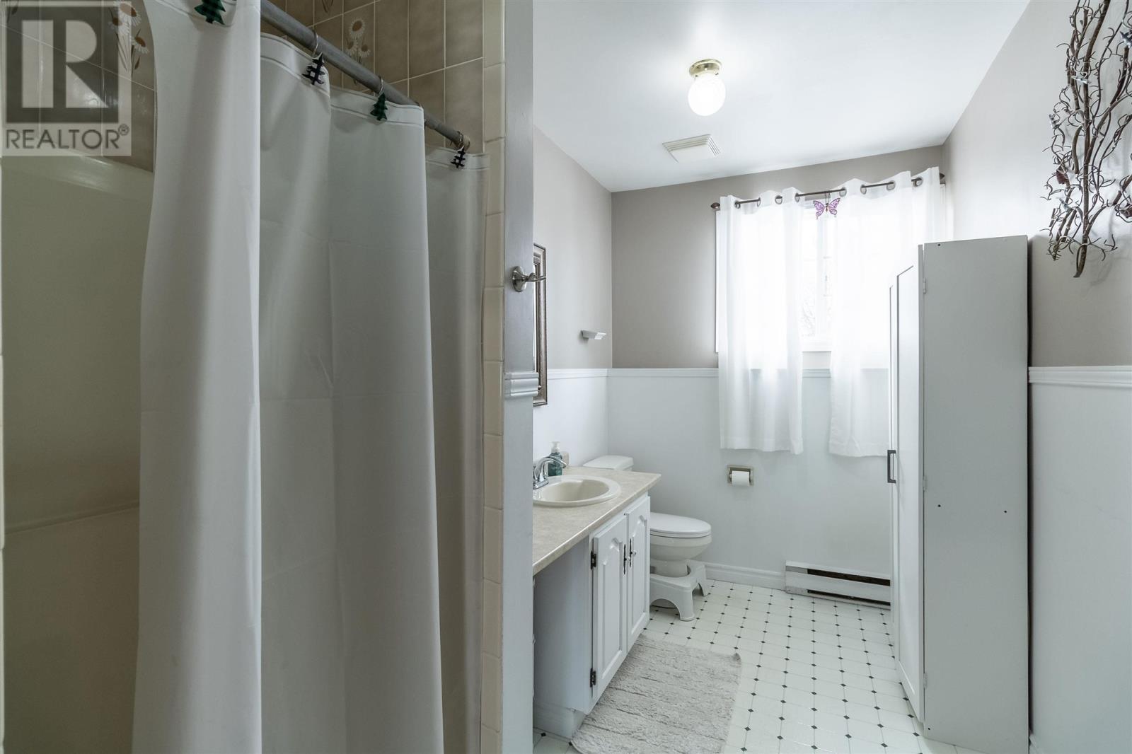 36 Amber St, Sault Ste. Marie, Ontario  P6A 5G1 - Photo 24 - SM260589