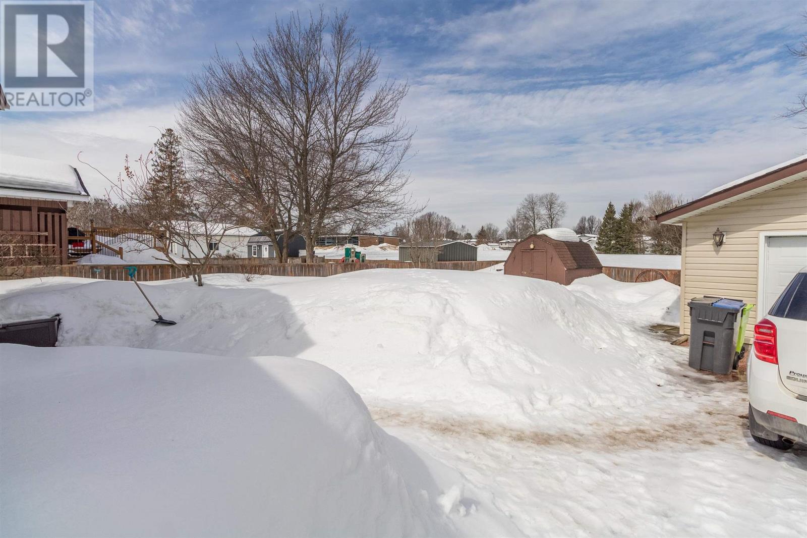 36 Amber St, Sault Ste. Marie, Ontario  P6A 5G1 - Photo 33 - SM260589