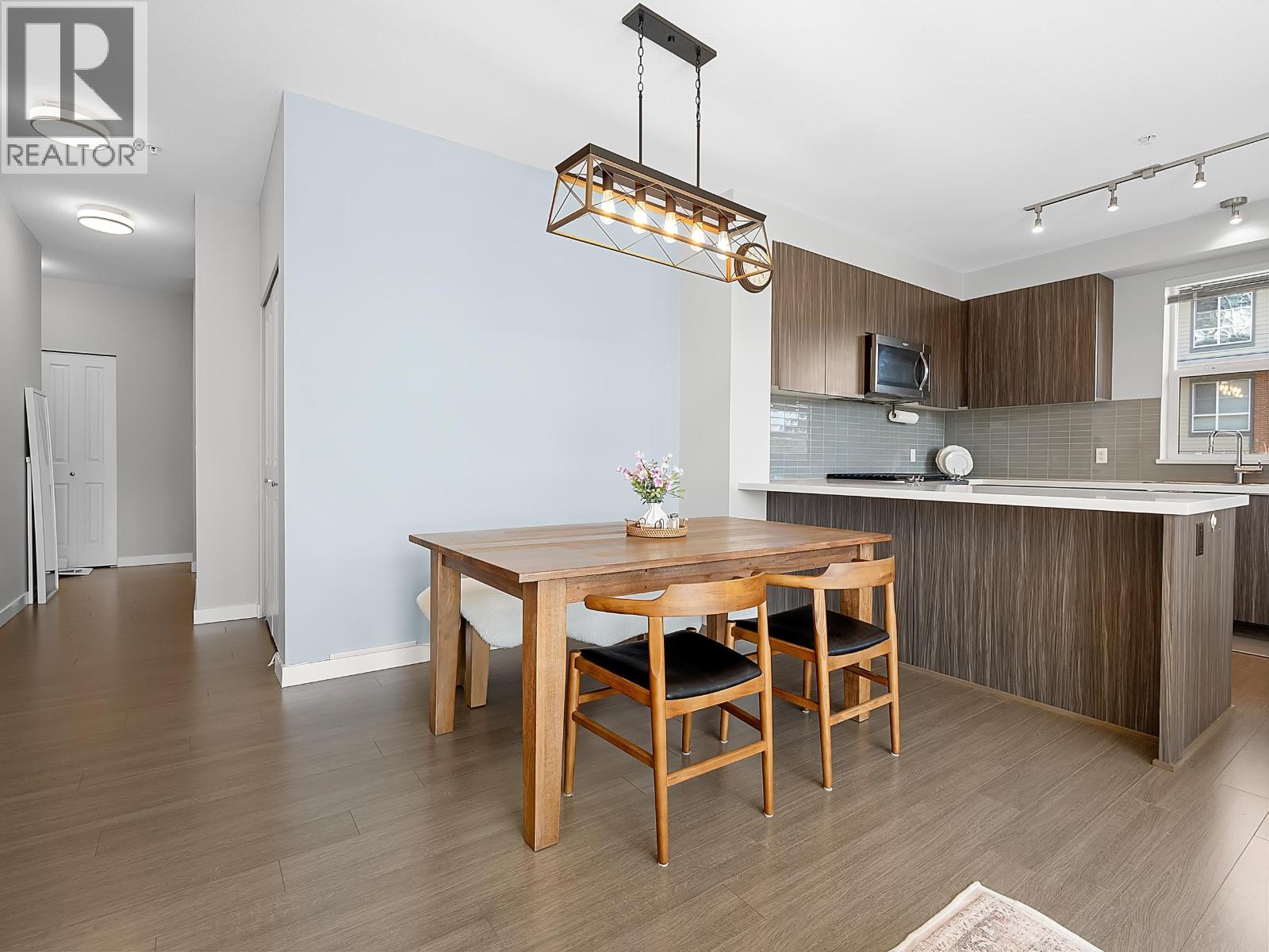 316 607 Cottonwood Avenue, Coquitlam, British Columbia  V3J 0H1 - Photo 7 - R3108670