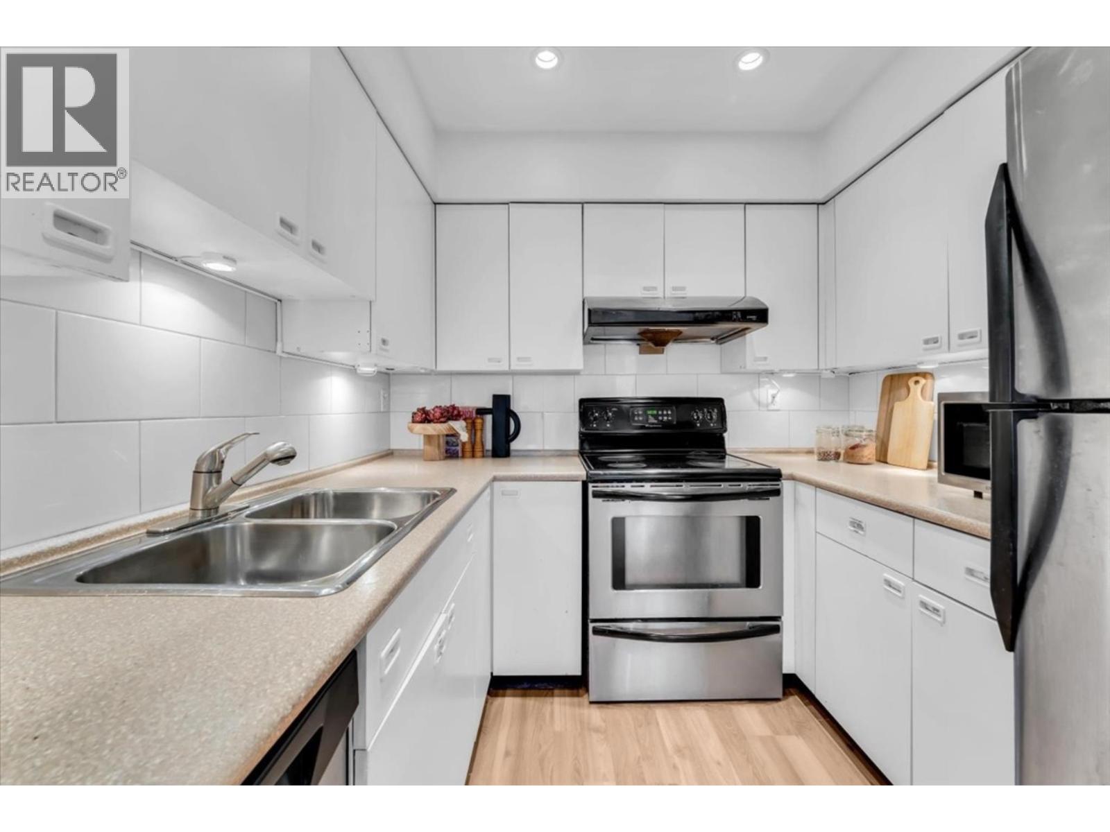 407 1476 W 10th Avenue, Vancouver, British Columbia  V6H 1J9 - Photo 9 - R3108709