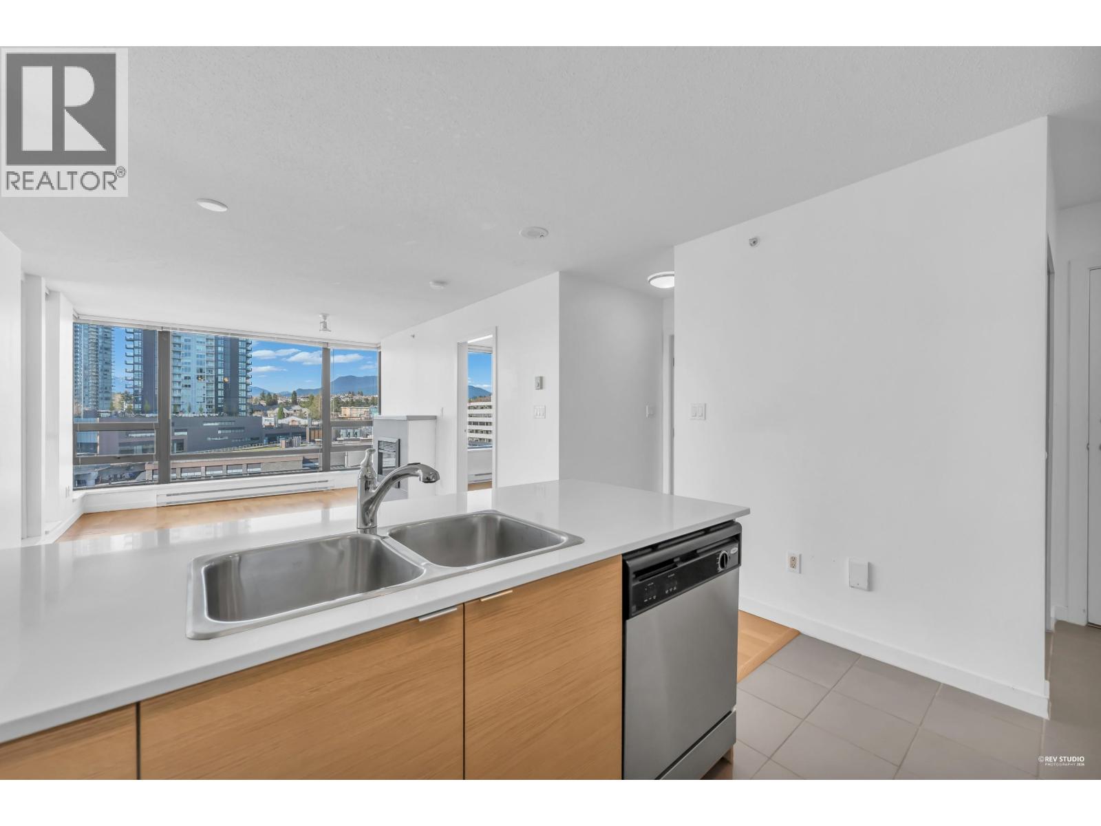 1002 4178 Dawson Street, Burnaby, British Columbia V5C 0A1 - Photo 4 - R3108713