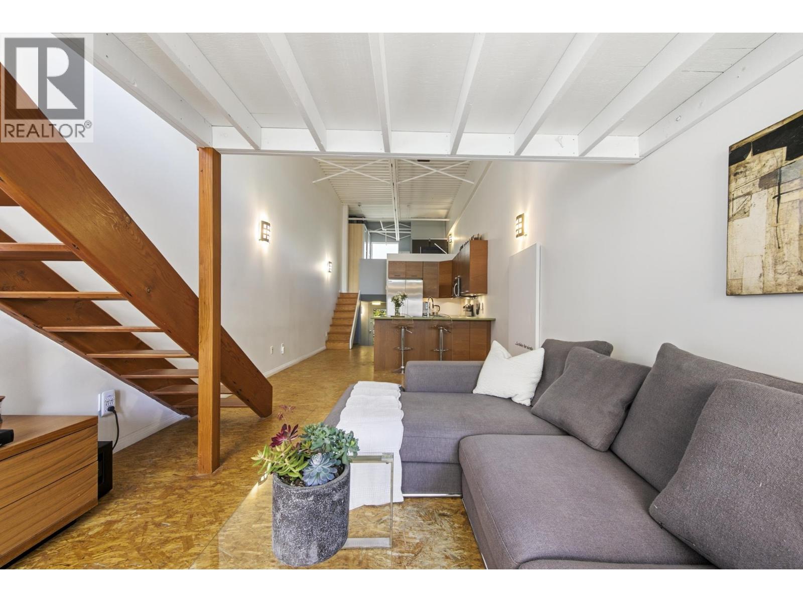 C6 238 E 10th Avenue, Vancouver, British Columbia  V5T 1Z5 - Photo 11 - R3108717