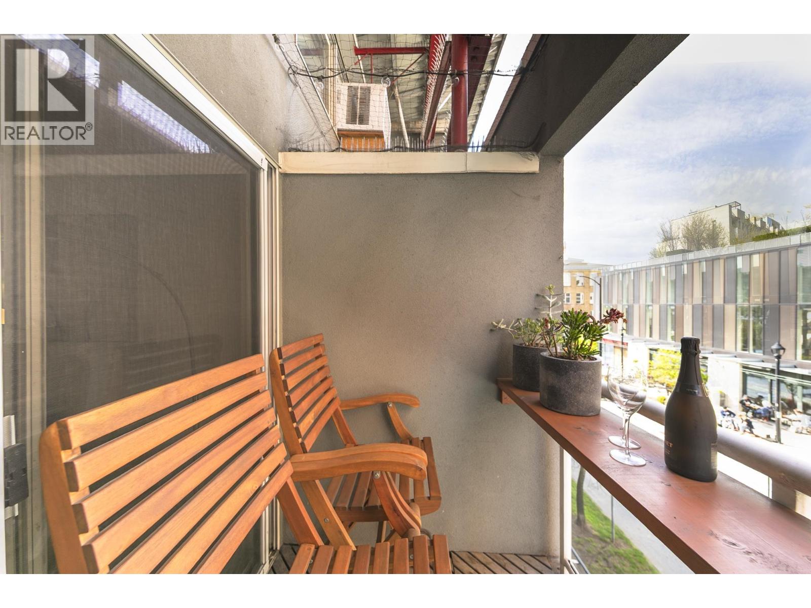 C6 238 E 10th Avenue, Vancouver, British Columbia  V5T 1Z5 - Photo 16 - R3108717