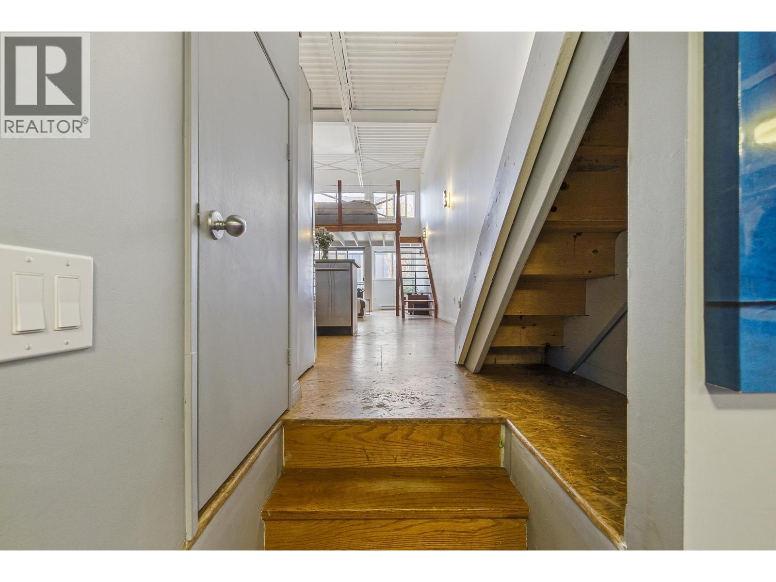 C6 238 E 10th Avenue, Vancouver, British Columbia  V5T 1Z5 - Photo 28 - R3108717