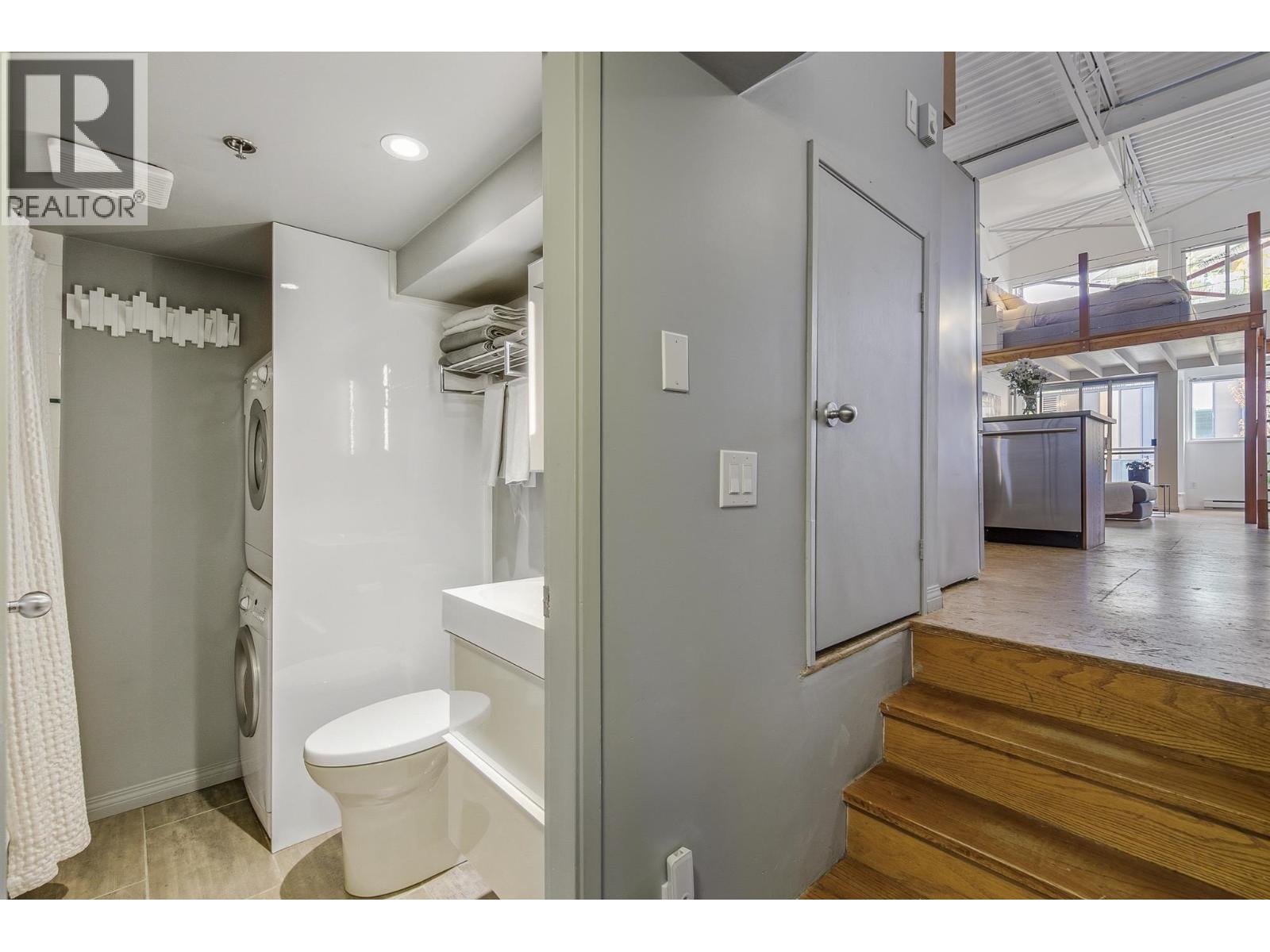 C6 238 E 10th Avenue, Vancouver, British Columbia  V5T 1Z5 - Photo 29 - R3108717