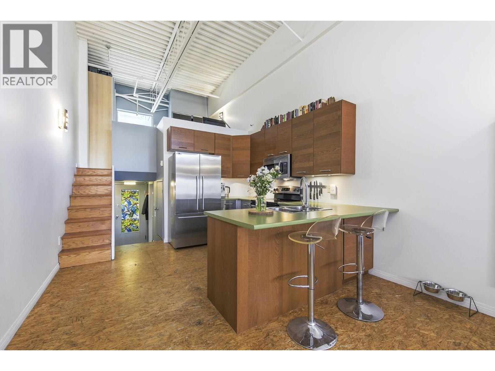 C6 238 E 10th Avenue, Vancouver, British Columbia  V5T 1Z5 - Photo 6 - R3108717