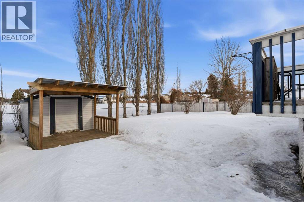 15 Wellwood Drive, Whitecourt, Alberta  T7S 1T8 - Photo 27 - A2291653