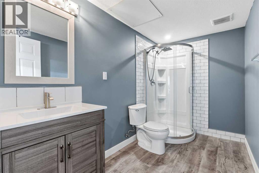 15 Wellwood Drive, Whitecourt, Alberta  T7S 1T8 - Photo 21 - A2291653