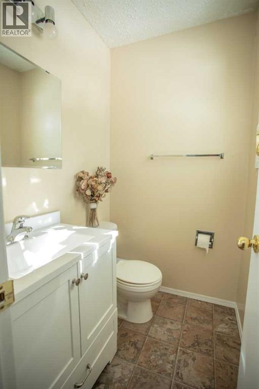 10403 106 Avenue, High Level, Alberta  T0H 1Z0 - Photo 18 - A2296855