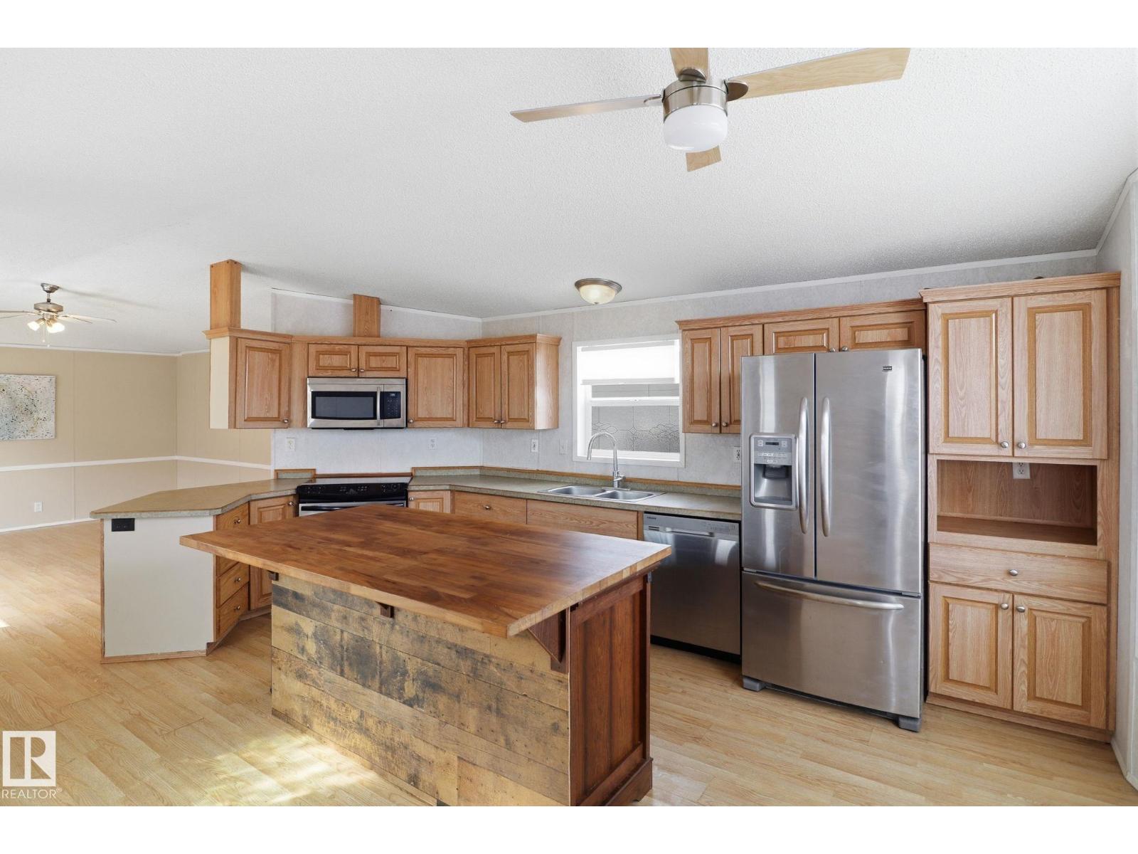 106 Oakwood Rd Nw, Edmonton, Alberta  T6P 0A2 - Photo 4 - E4476349