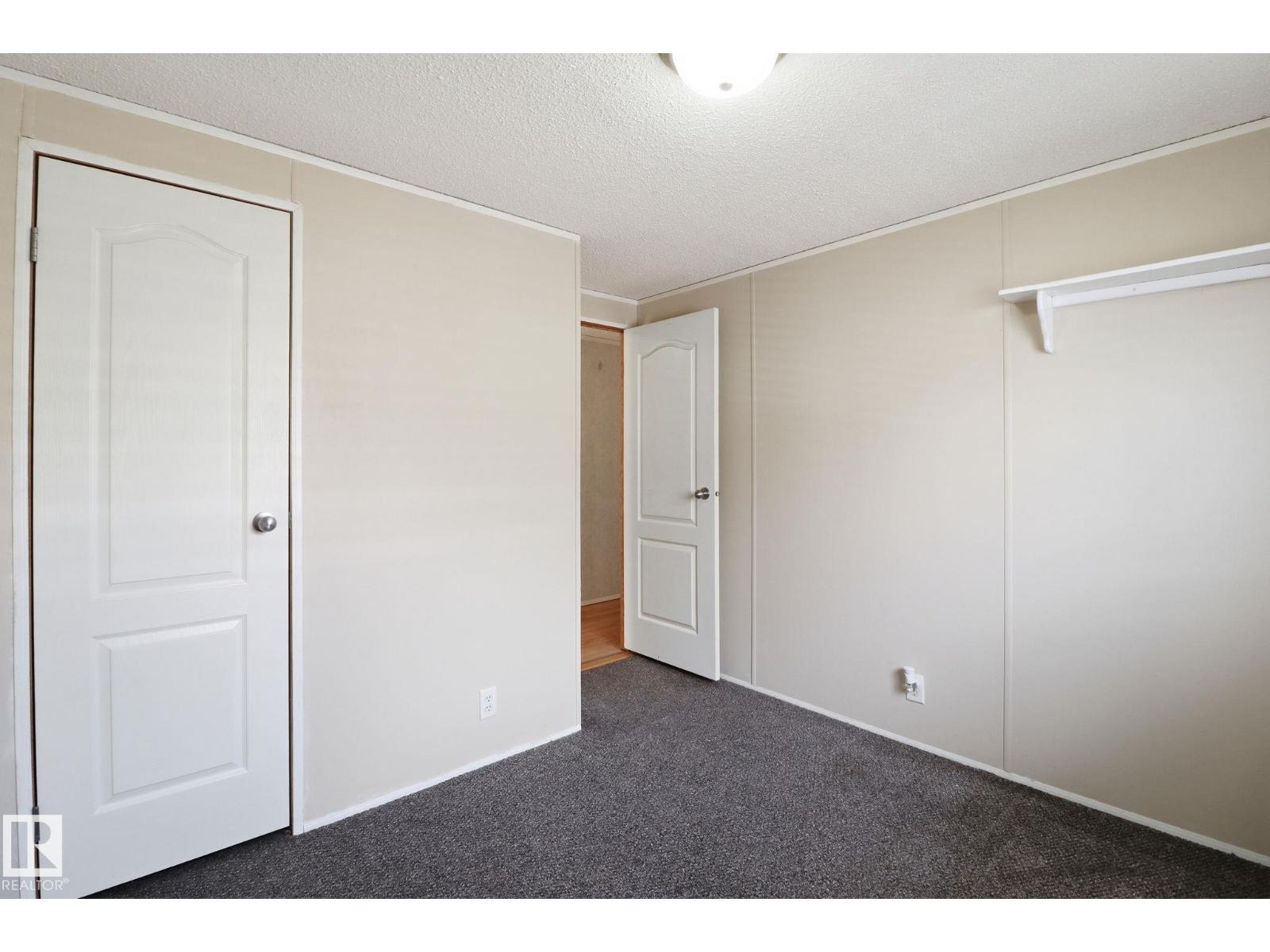 106 Oakwood Rd Nw, Edmonton, Alberta  T6P 0A2 - Photo 15 - E4476349