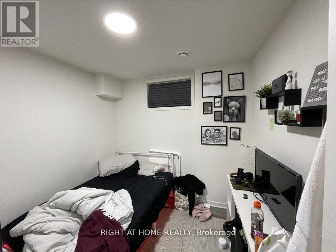 1 - 1258 Broadview Avenue, Toronto, Ontario  M4K 2T4 - Photo 4 - E12973276