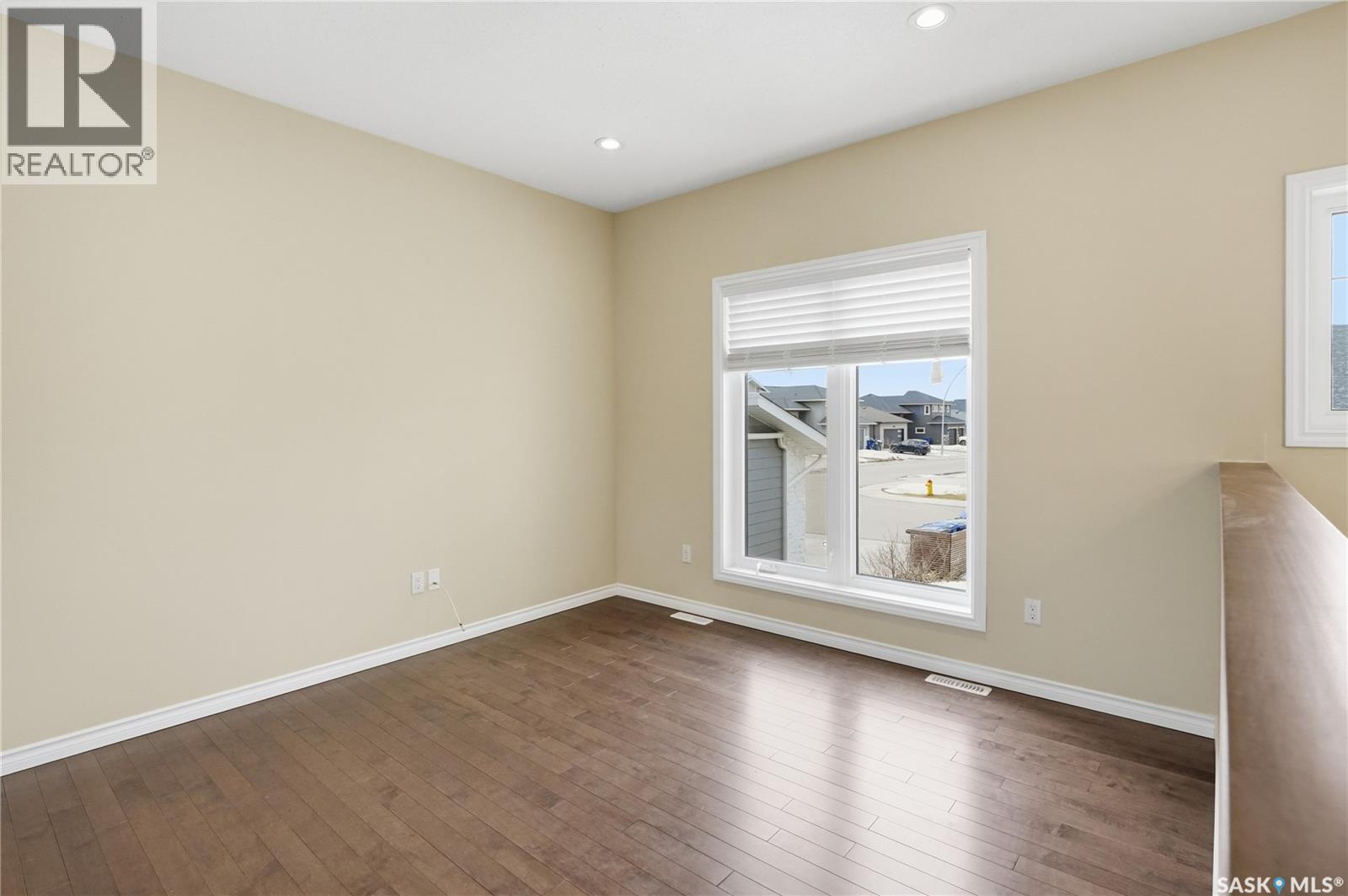 1007 Glacial Shores Common, Saskatoon, Saskatchewan  S7S 1N1 - Photo 8 - SK032311