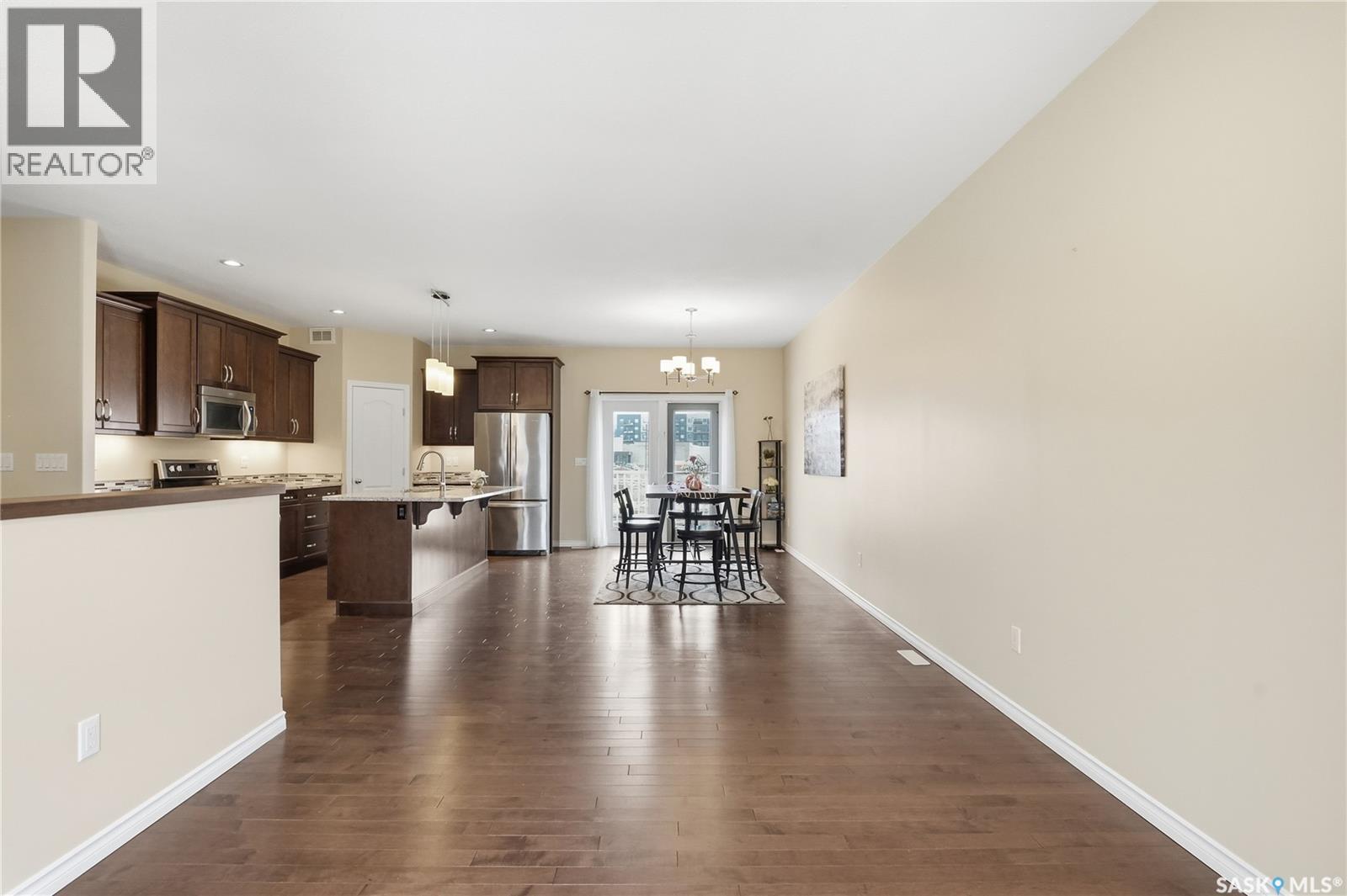 1007 Glacial Shores Common, Saskatoon, Saskatchewan  S7S 1N1 - Photo 6 - SK032311