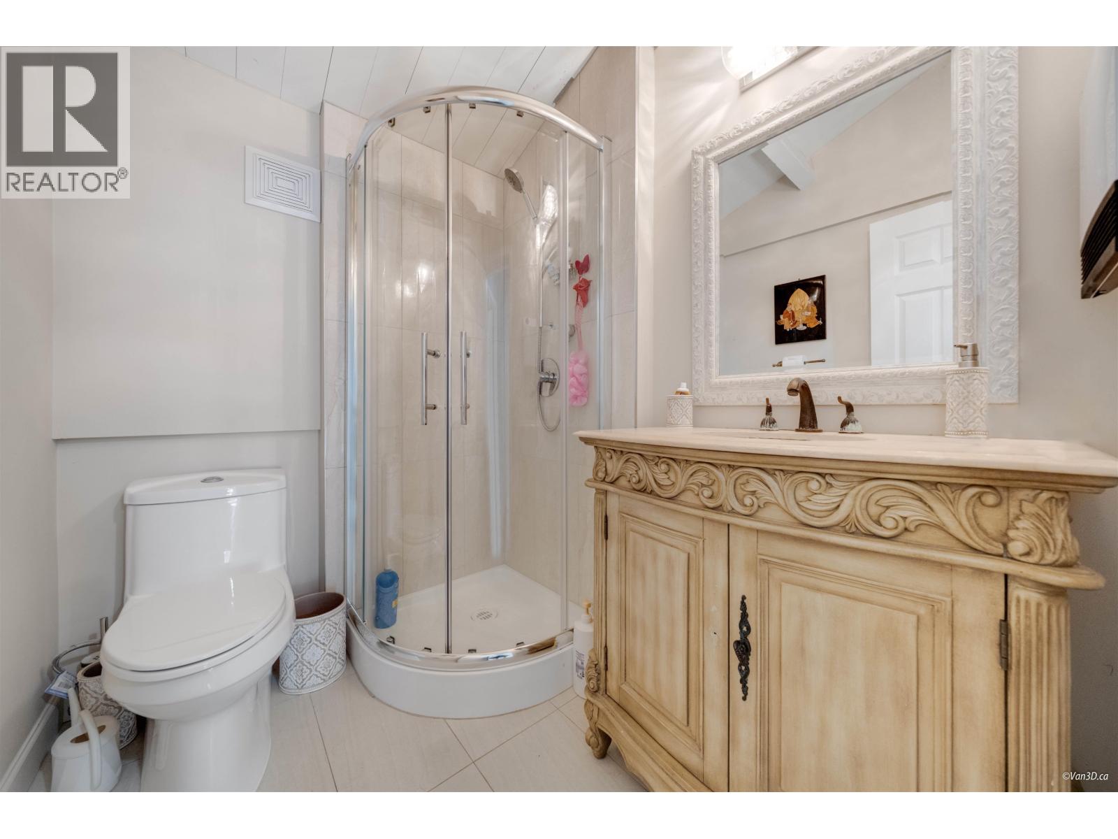 3870 Emerald Drive, North Vancouver, British Columbia  V7R 3B8 - Photo 17 - R3108690