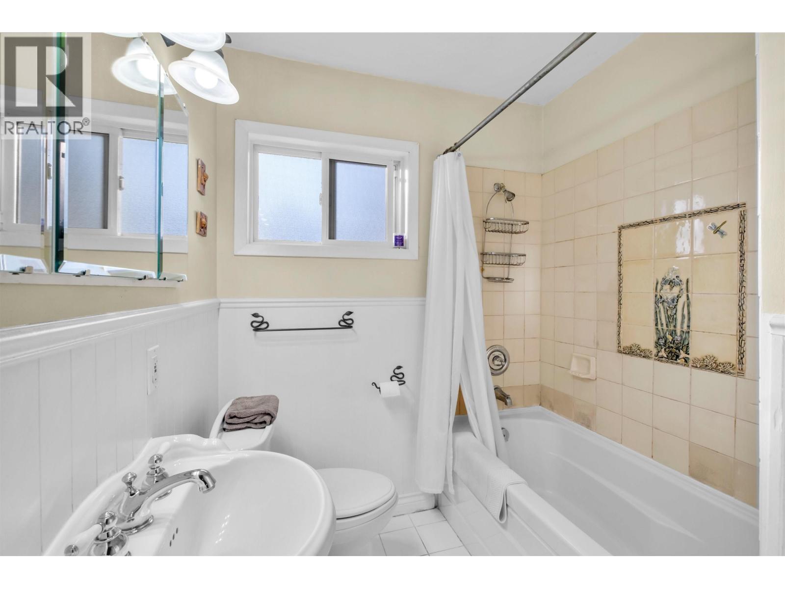 521 Garfield Street, New Westminster, British Columbia  V3L 4A6 - Photo 9 - R3108701