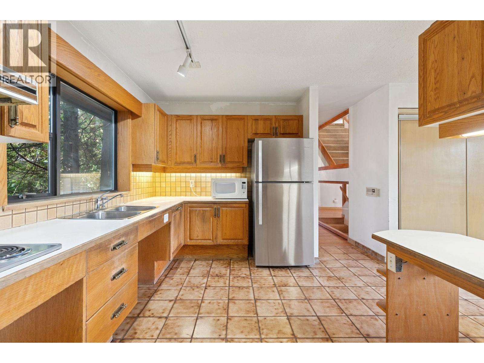 4436 W 11th Avenue, Vancouver, British Columbia  V6R 2M3 - Photo 8 - R3108745