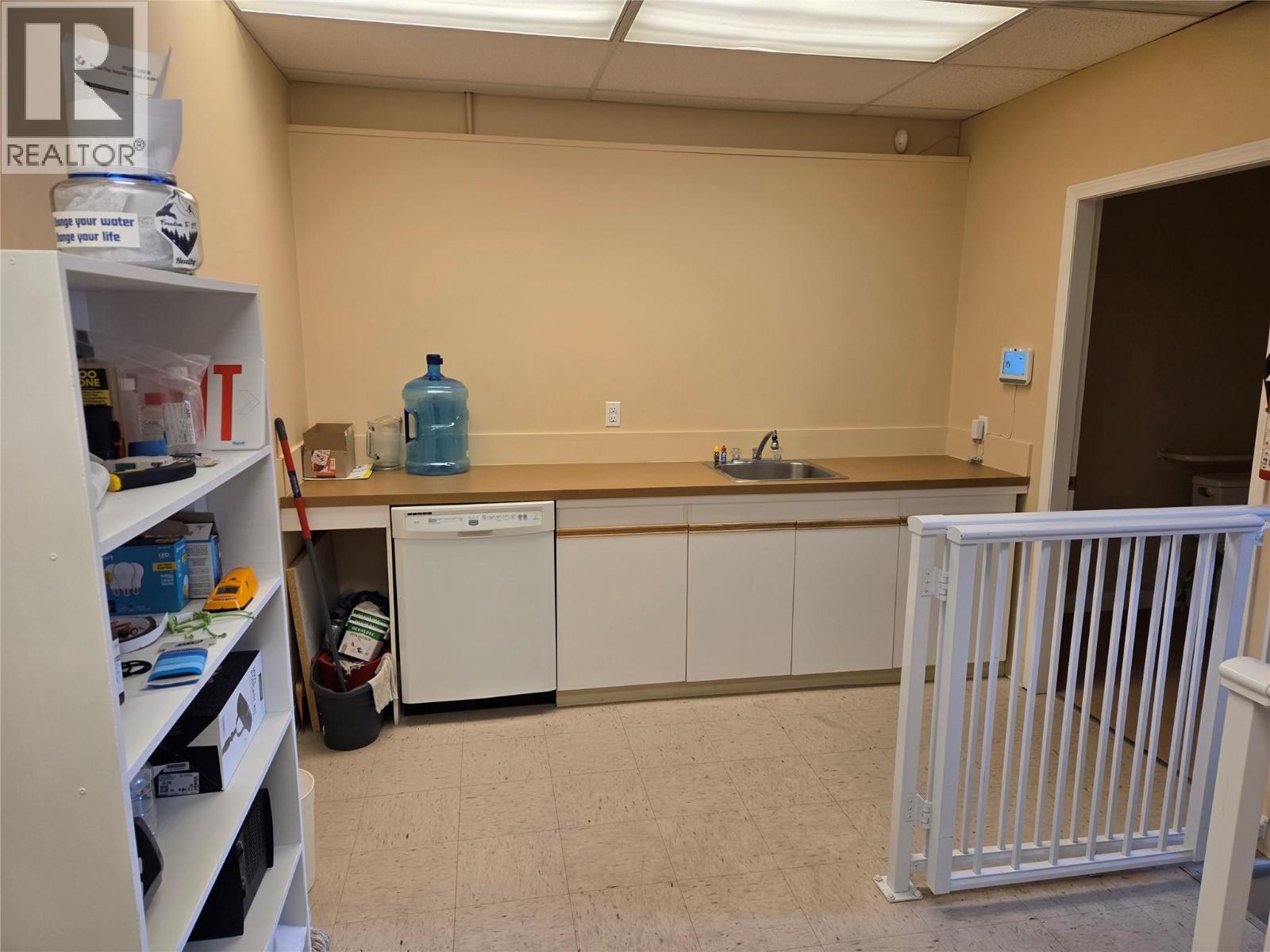 6239 Main Street, Oliver, British Columbia  V0H 1T0 - Photo 4 - 10374916