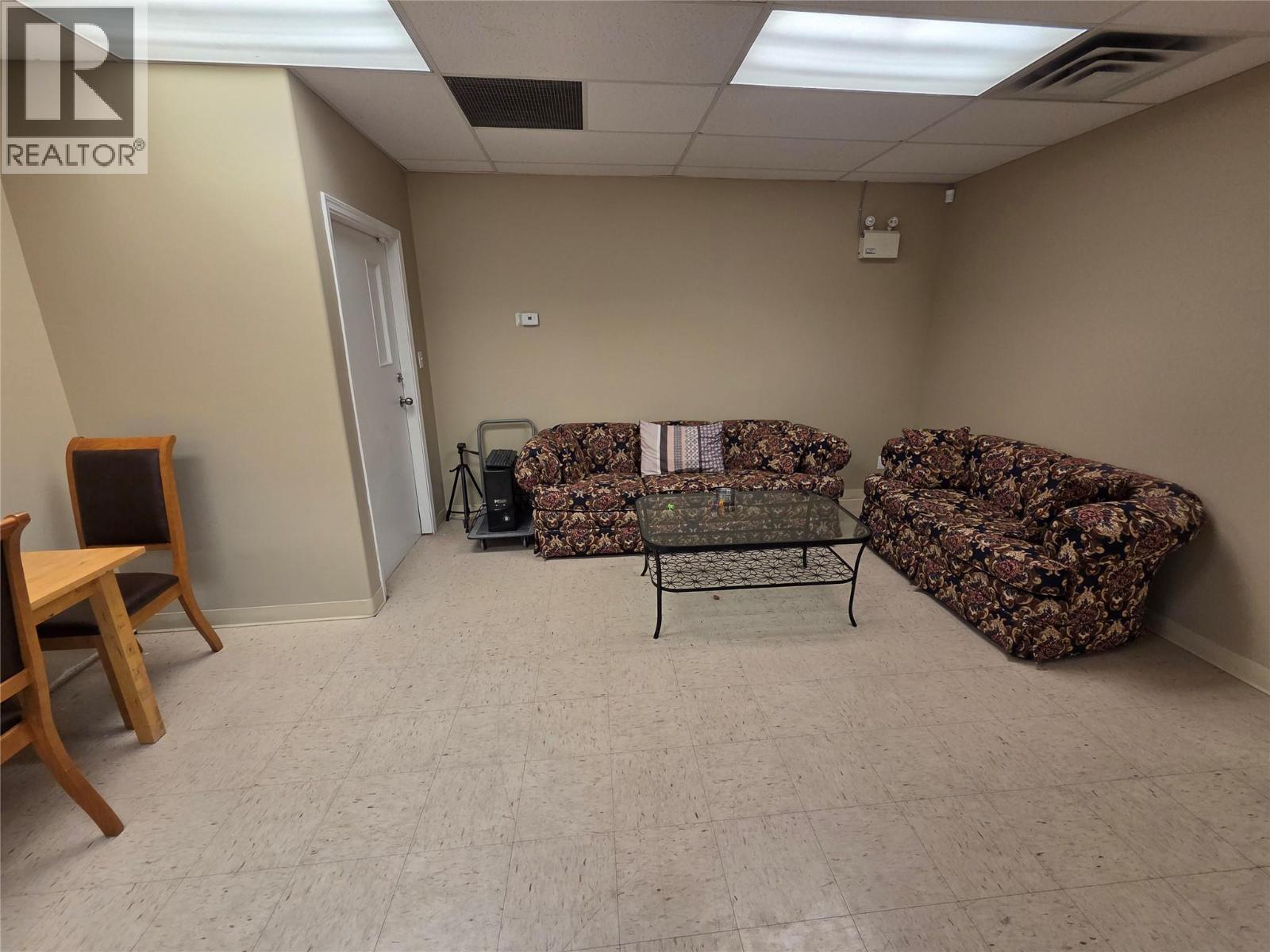 6239 Main Street, Oliver, British Columbia  V0H 1T0 - Photo 6 - 10374916