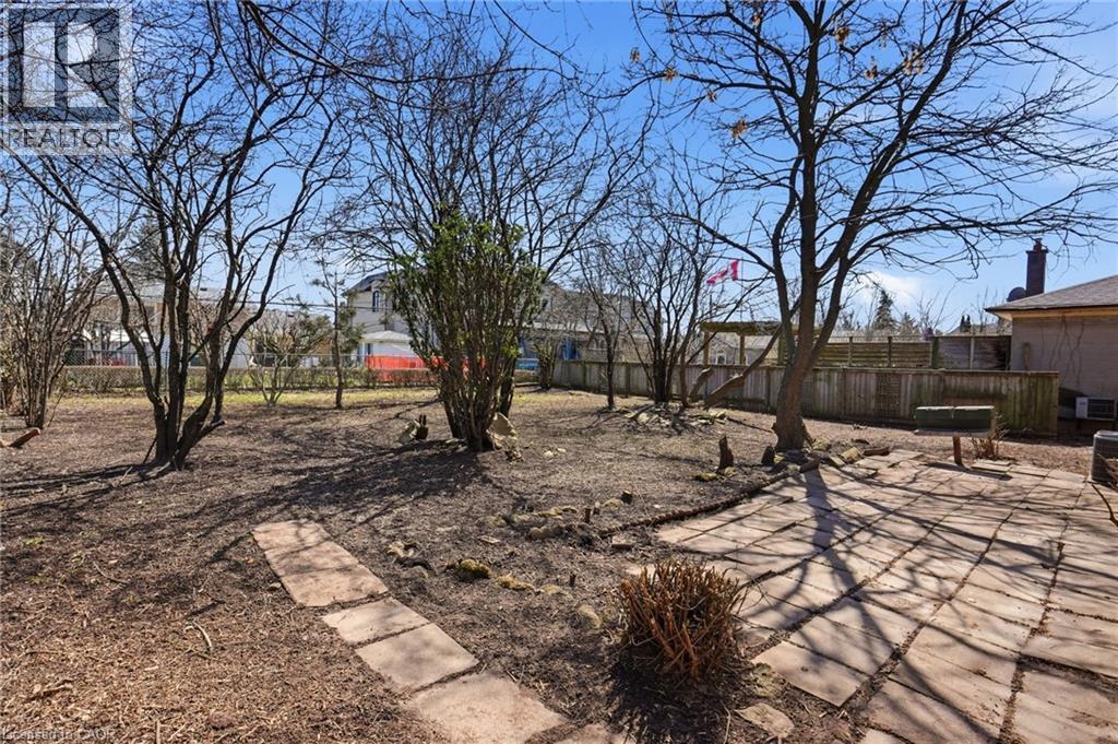 1354 Sheldon Avenue, Oakville, Ontario  L6L 2R1 - Photo 8 - 40812900