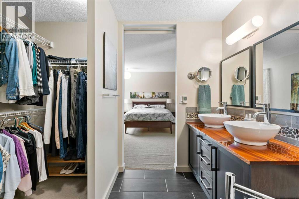 3370 Oakwood Drive SW, Calgary, Alberta  T2V 4K6 - Photo 28 - A2297923