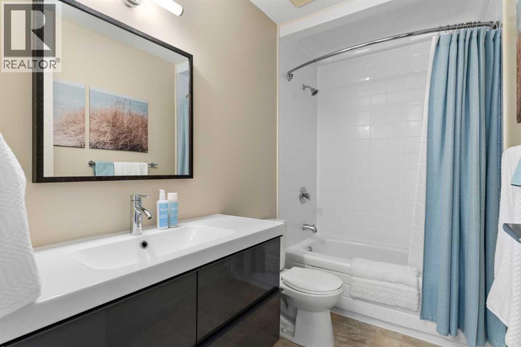 3370 Oakwood Drive SW, Calgary, Alberta  T2V 4K6 - Photo 32 - A2297923