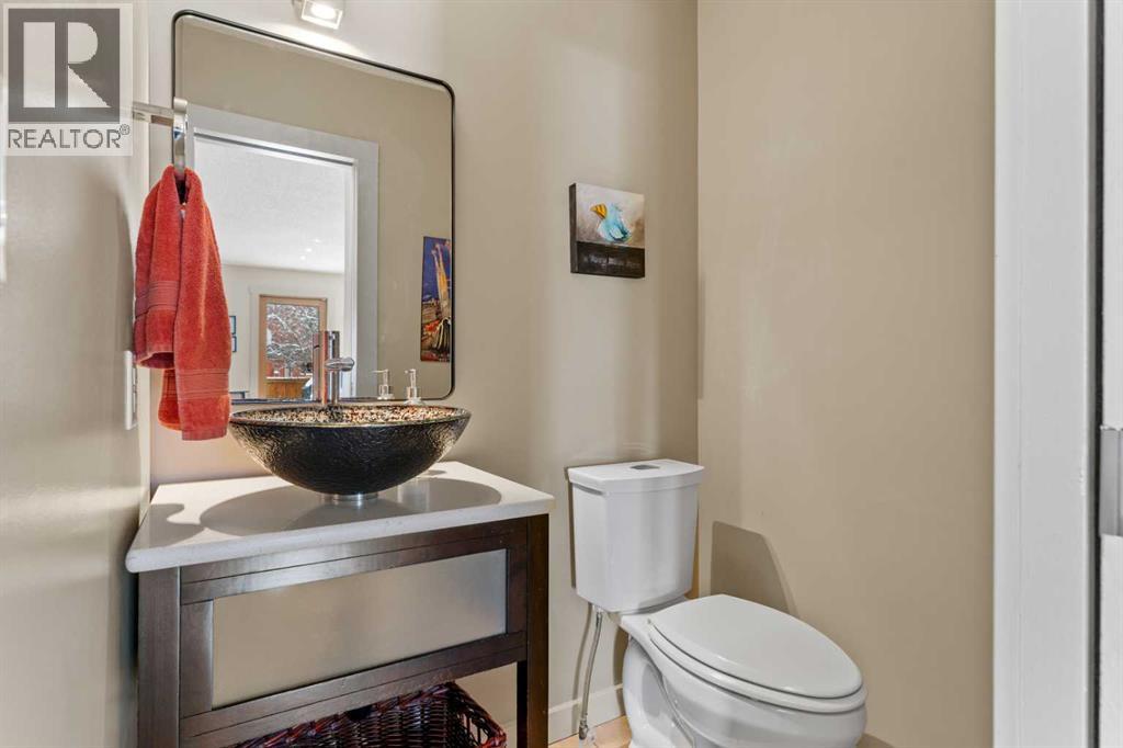 3370 Oakwood Drive SW, Calgary, Alberta  T2V 4K6 - Photo 17 - A2297923