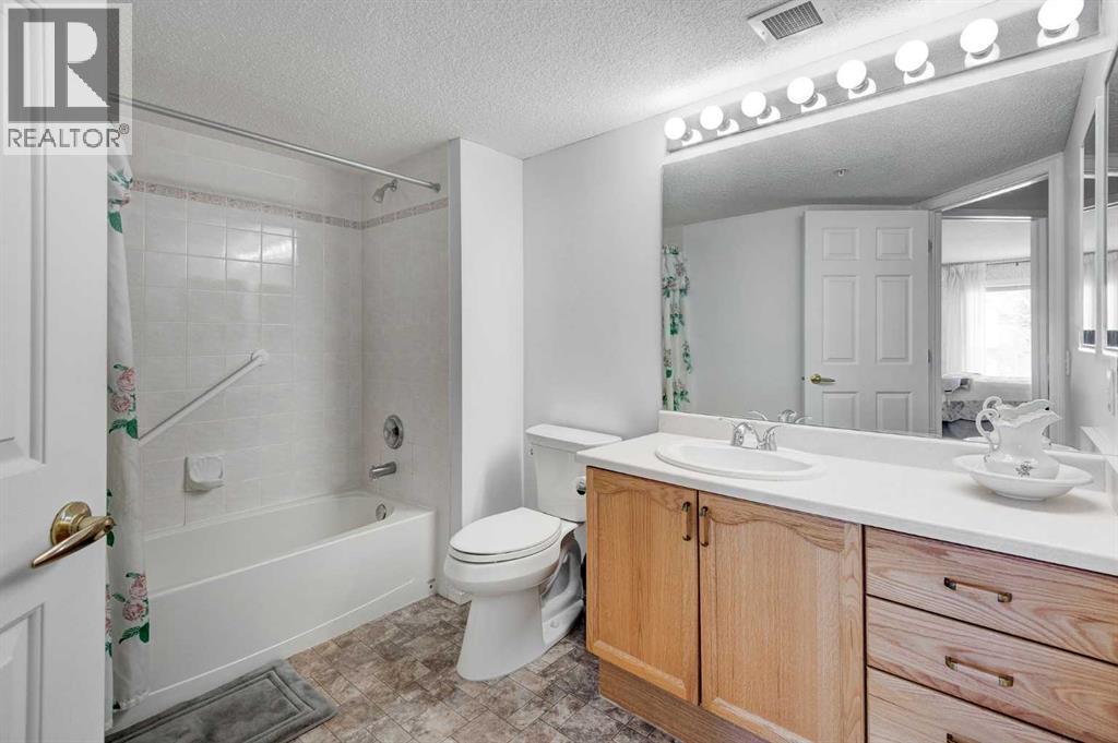 1209, 1209 Sienna Park Green Sw, Calgary, Alberta  T3H 3N7 - Photo 20 - A2298731