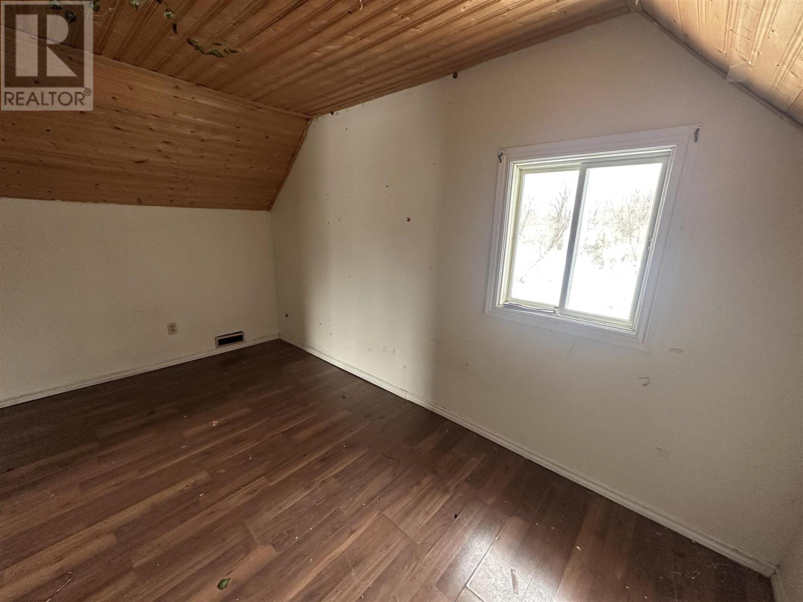 226 Birch St, Sault Ste. Marie, Ontario  P6B 2K2 - Photo 12 - SM260655