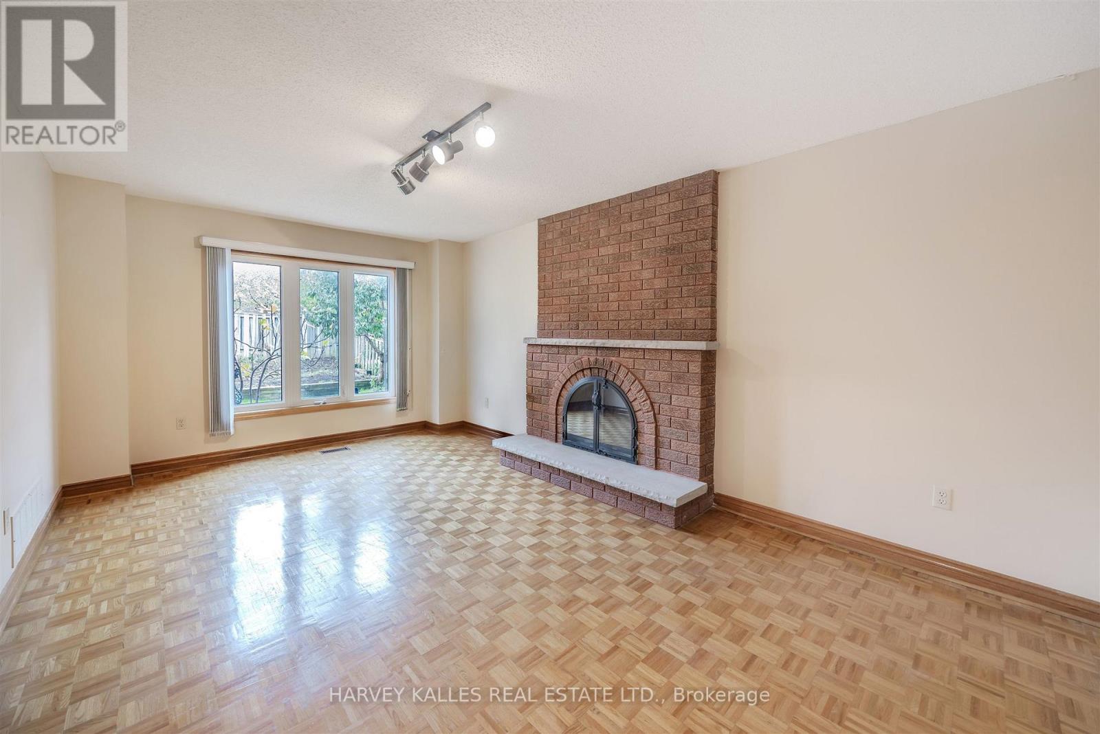 113 Cabaletta Crescent, Vaughan, Ontario  L4L 6L1 - Photo 11 - N12839702