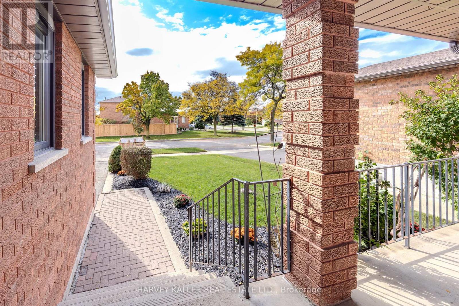 113 Cabaletta Crescent, Vaughan, Ontario  L4L 6L1 - Photo 32 - N12839702