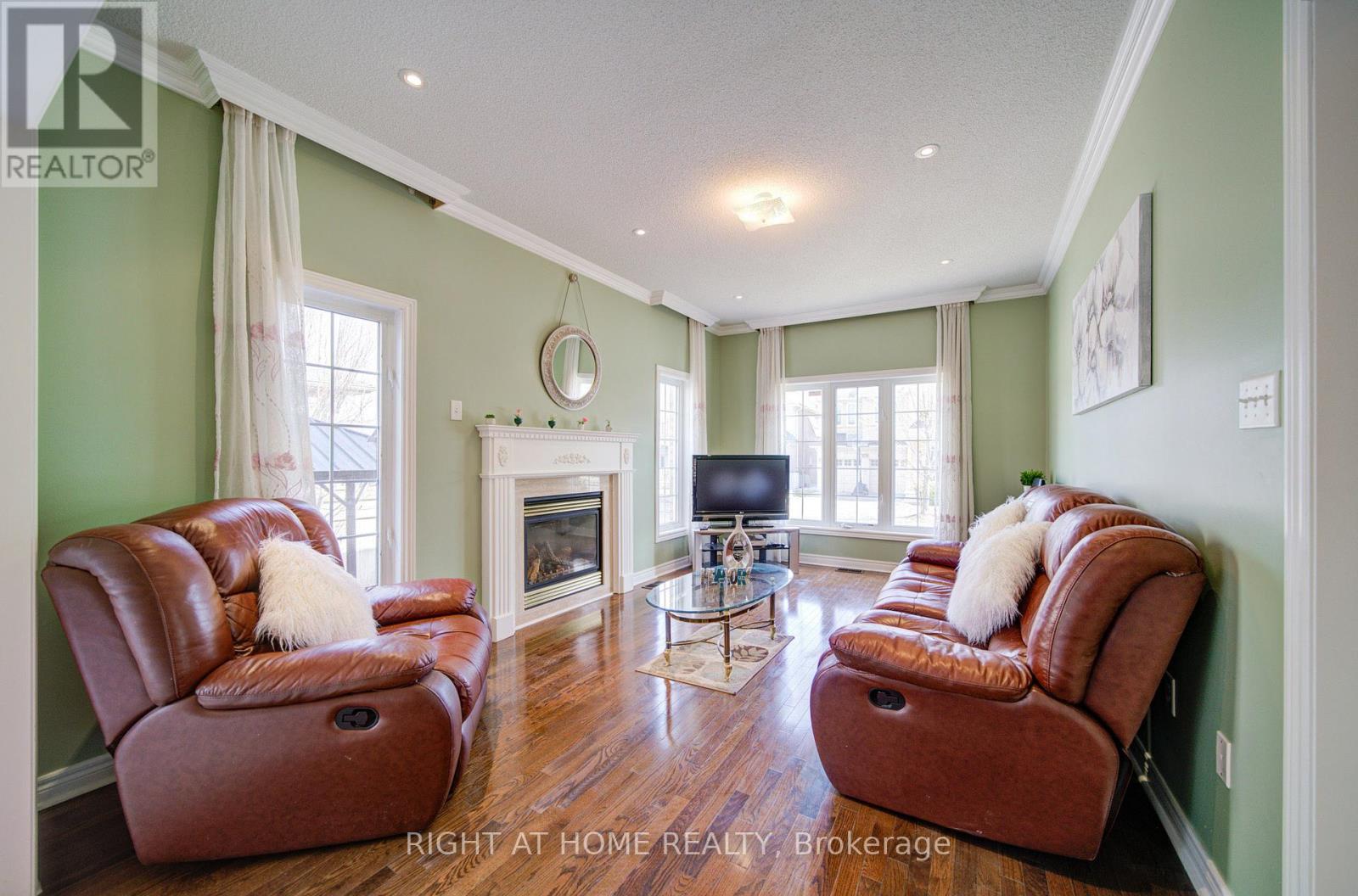 115 Westolivia Trail, Vaughan, Ontario  L4J 0C2 - Photo 15 - N12973202