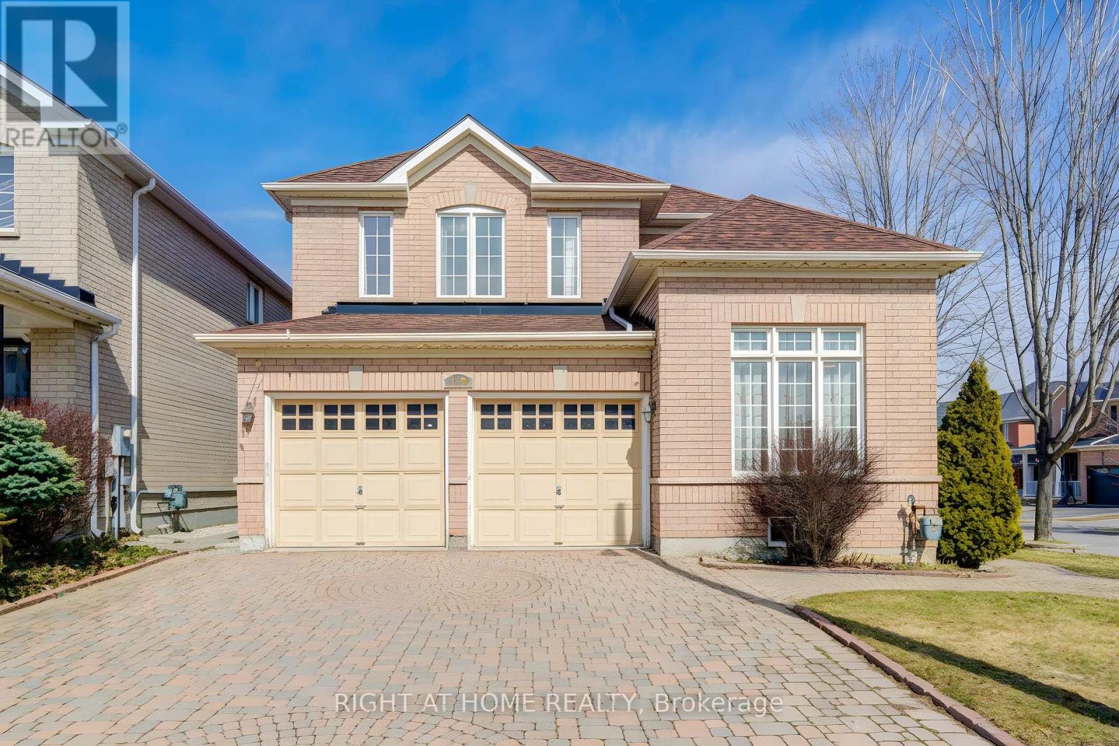 115 Westolivia Trail, Vaughan, Ontario  L4J 0C2 - Photo 2 - N12973202