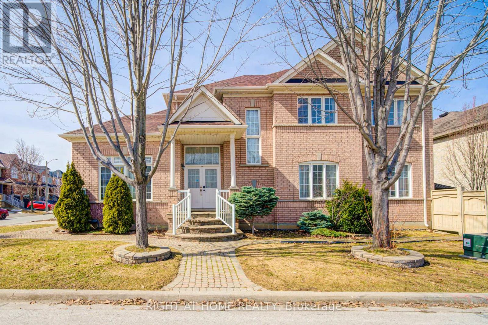 115 Westolivia Trail, Vaughan, Ontario  L4J 0C2 - Photo 3 - N12973202