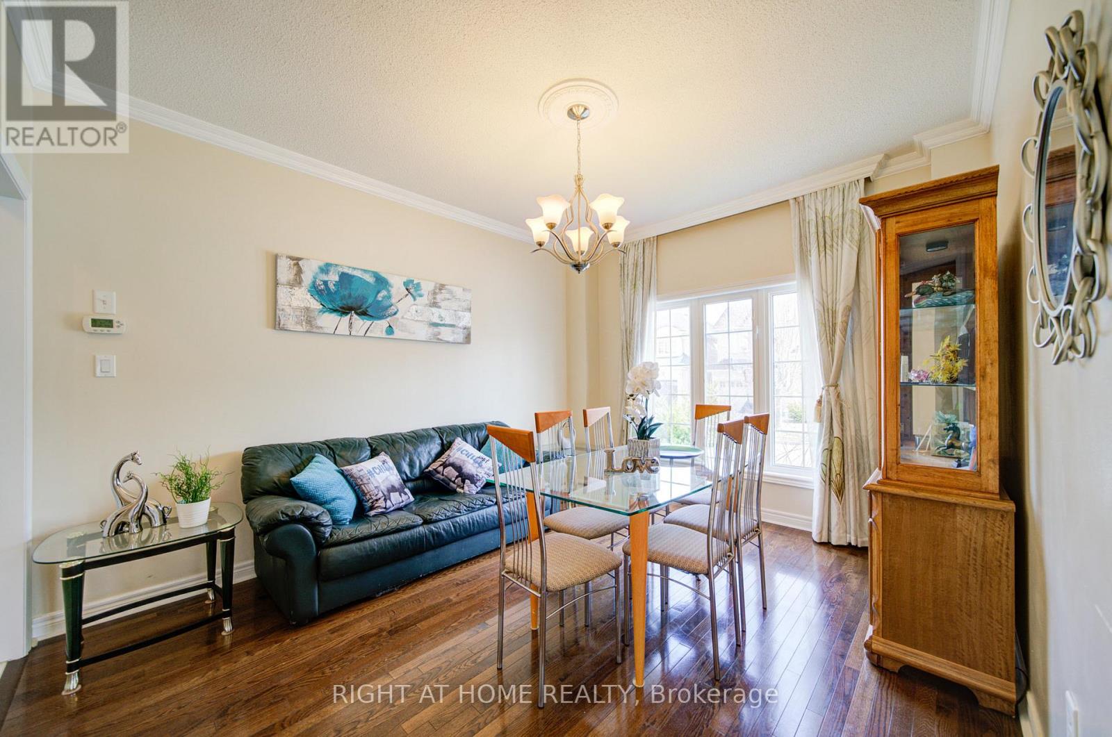 115 Westolivia Trail, Vaughan, Ontario  L4J 0C2 - Photo 9 - N12973202