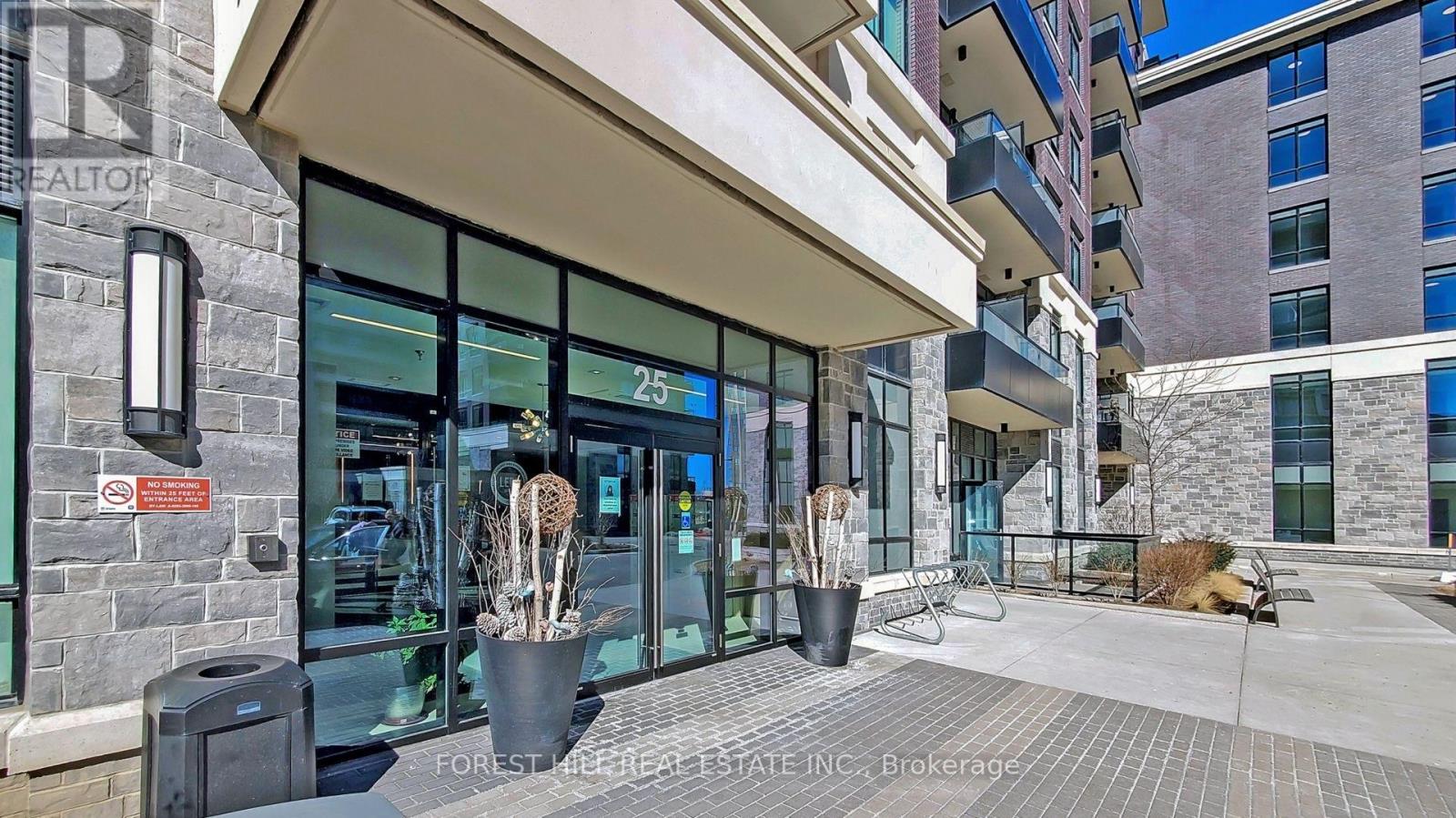 Rg27 - 25 Water Walk Drive, Markham, Ontario  L6G 0G3 - Photo 9 - N12973228