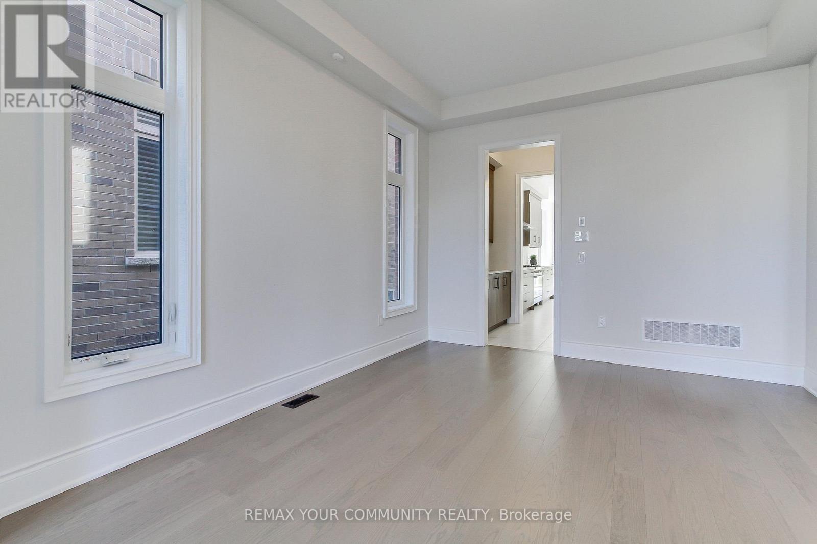 19 Plank Road, Bradford West Gwillimbury (Bond Head), Ontario  L3Z 4N3 - Photo 11 - N12973242