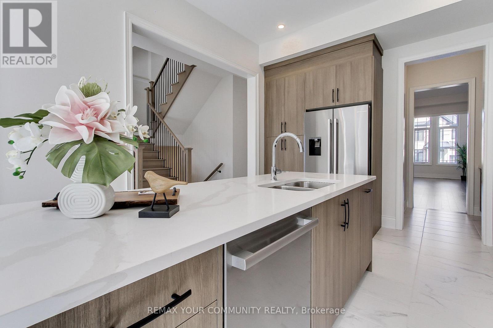 19 Plank Road, Bradford West Gwillimbury (Bond Head), Ontario  L3Z 4N3 - Photo 17 - N12973242