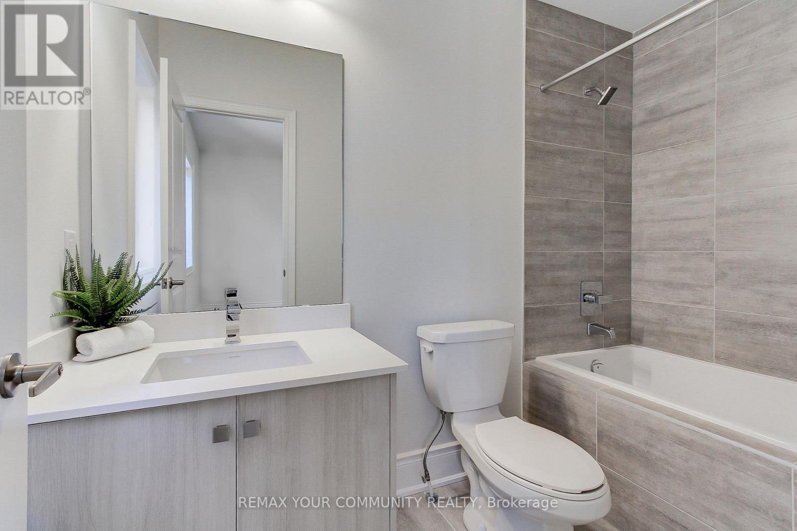 19 Plank Road, Bradford West Gwillimbury (Bond Head), Ontario  L3Z 4N3 - Photo 42 - N12973242