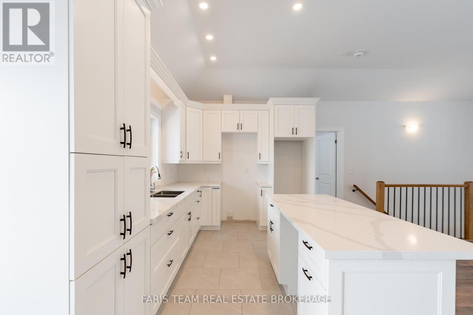 50 Breithaupt Crescent, Tiny, Ontario  L9M 0B2 - Photo 6 - S12973218