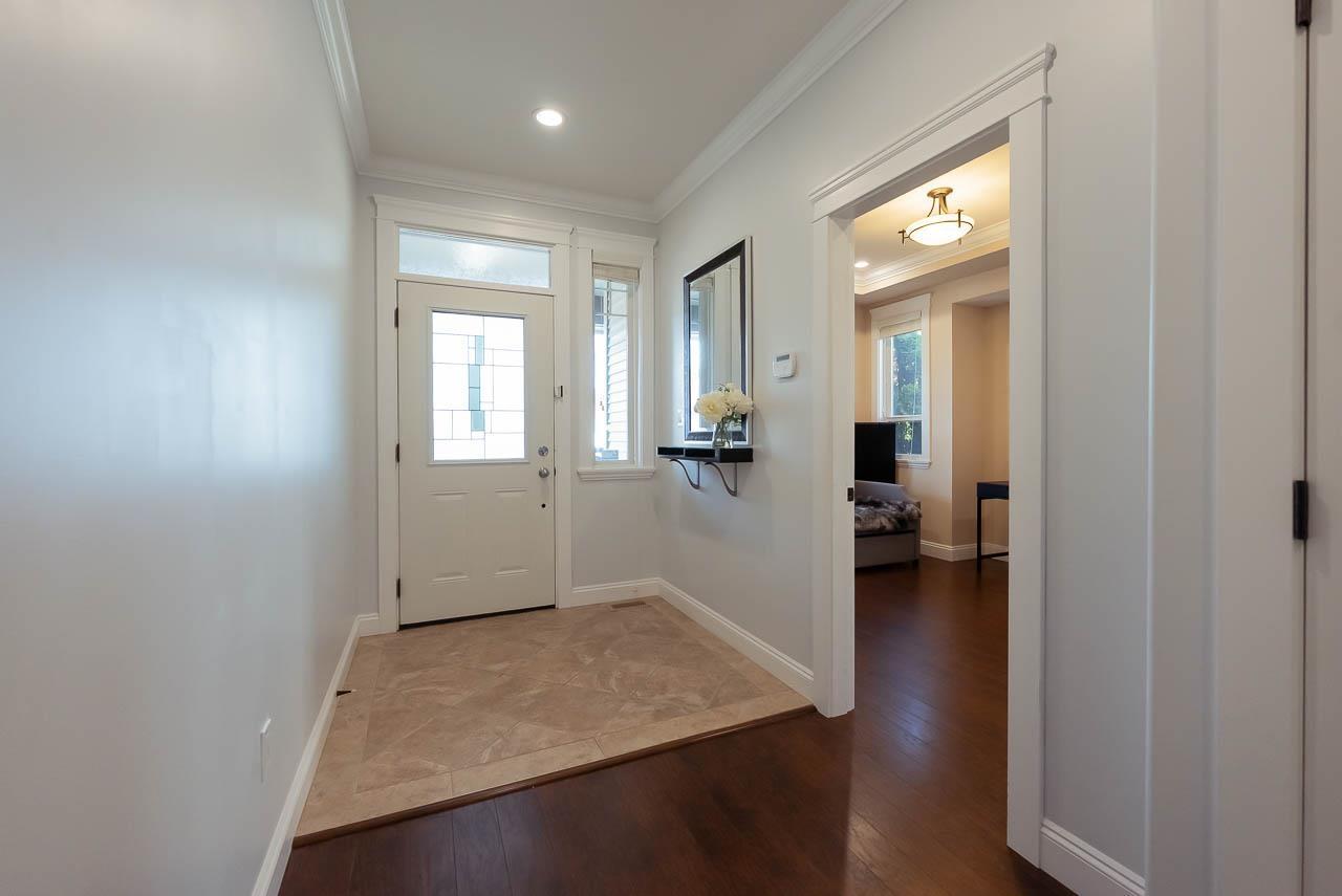 7260 196 Street, Langley, British Columbia  V2Y 3C3 - Photo 2 - R3108780