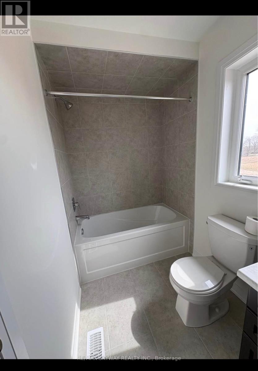 60 - 313 Conklin Road, Brantford, Ontario  N3T 5L5 - Photo 6 - X12947184