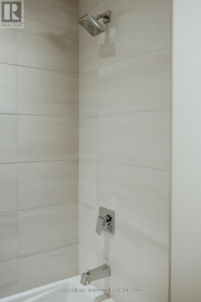 Lot 68 Fallingbrook Road, London South, Ontario  N6P 1H5 - Photo 20 - X12972292