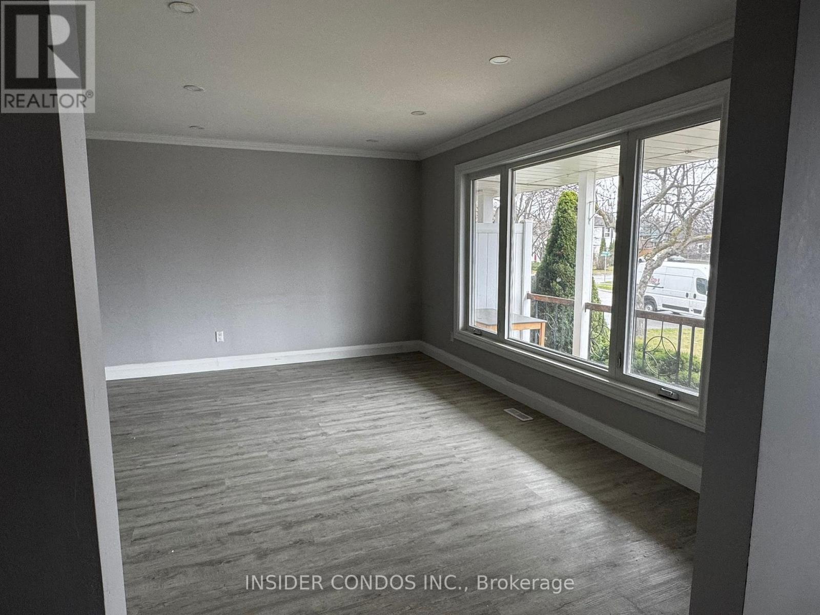 Upper - 49 Doncaster Drive, Brampton, Ontario  L6T 1S8 - Photo 23 - W12973208